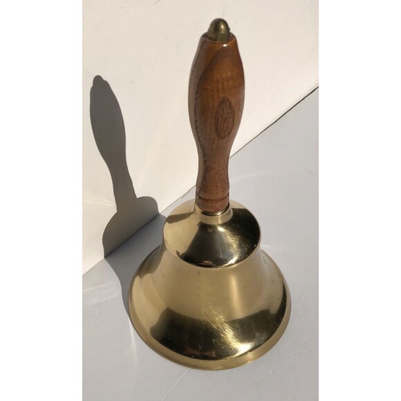 Vintage 8 1/2” Brass Bell With Wooden Handle 5" Diameter Hand Size Table/Desk - Picture 8 of 9